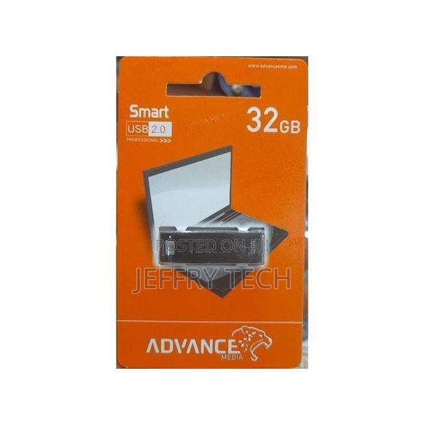 Advance 32gb Usb High-Speed Smart Flash Drive - main view