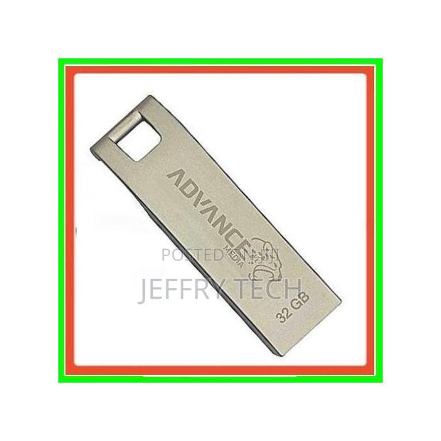 Advance 32gb Usb High-Speed Smart Flash Drive - thumbnail 2