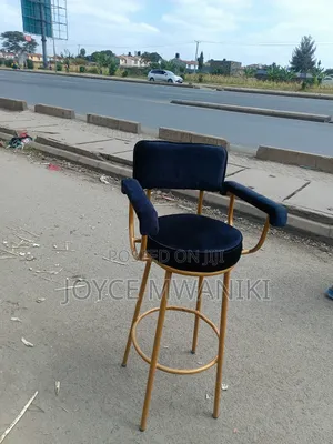 High Counter Stool With Armrest, Black and Gold 