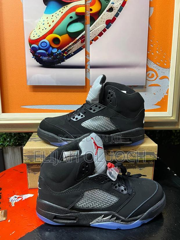 Air Jordan 5 Metallic Reimagined - thumbnail 2