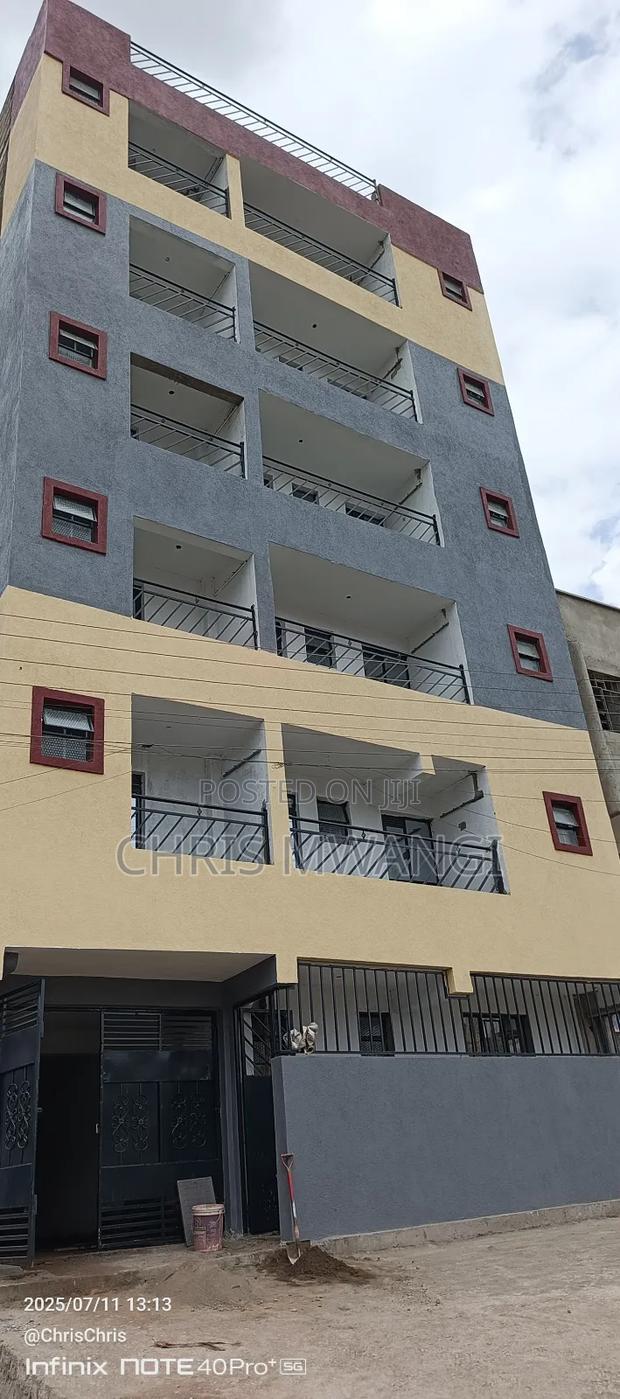 2bdrm Block of Flats in Kamakis Estate for sale - main view