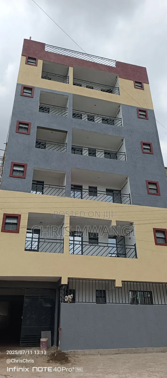 2bdrm Block of Flats in Kamakis Estate for sale