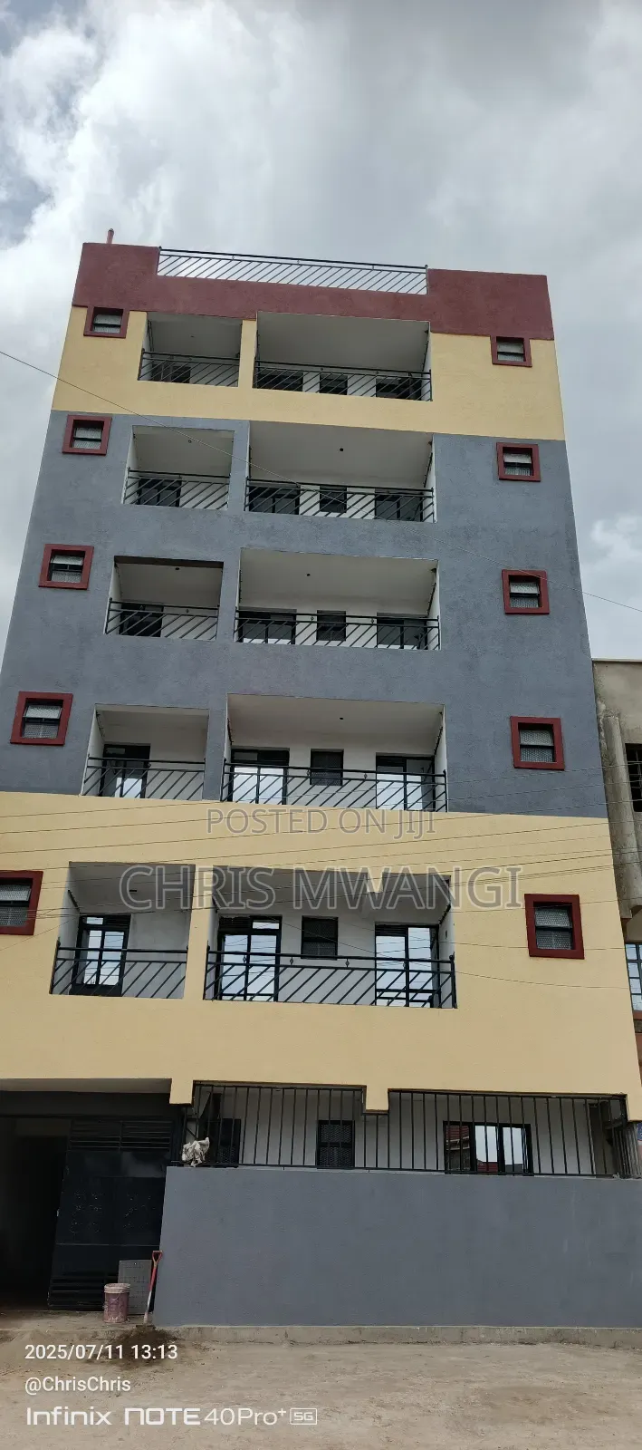 2bdrm Block of Flats in Kamakis Estate for sale