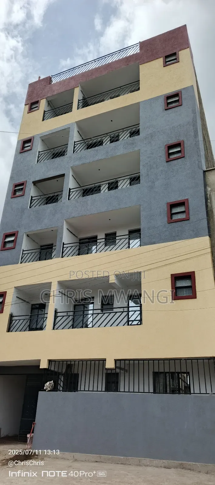 2bdrm Block of Flats in Kamakis Estate for sale