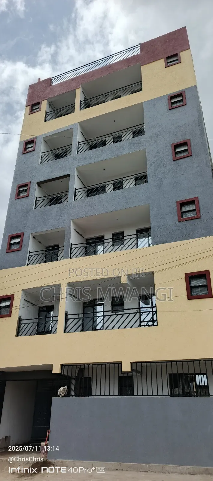 2bdrm Block of Flats in Kamakis Estate for sale