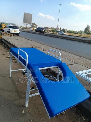 Delivery Bed, White and Blue - main view