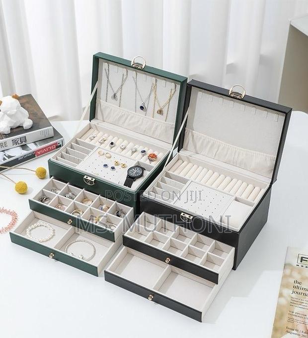 Multi-Layer Jewelry Storage /Organizer Gift