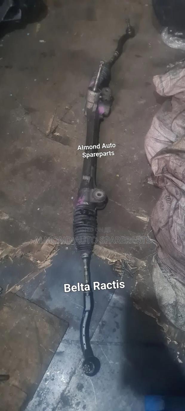 Toyota Belta/Ractis Steering Rack