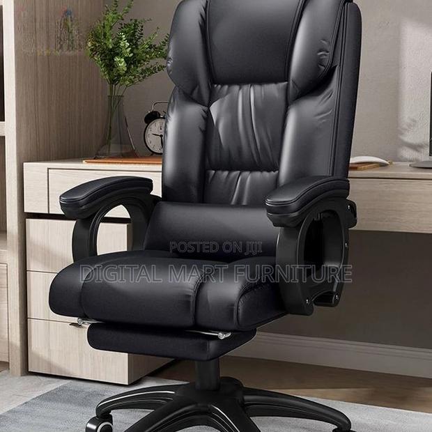 Office Chair: Black Leather Office Chair - thumbnail 5