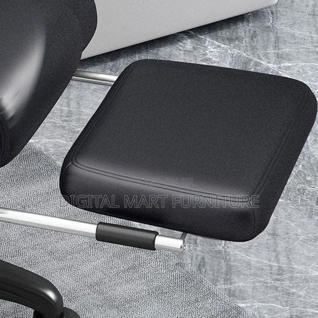 Office Chair: Black Leather Office Chair - thumbnail 6