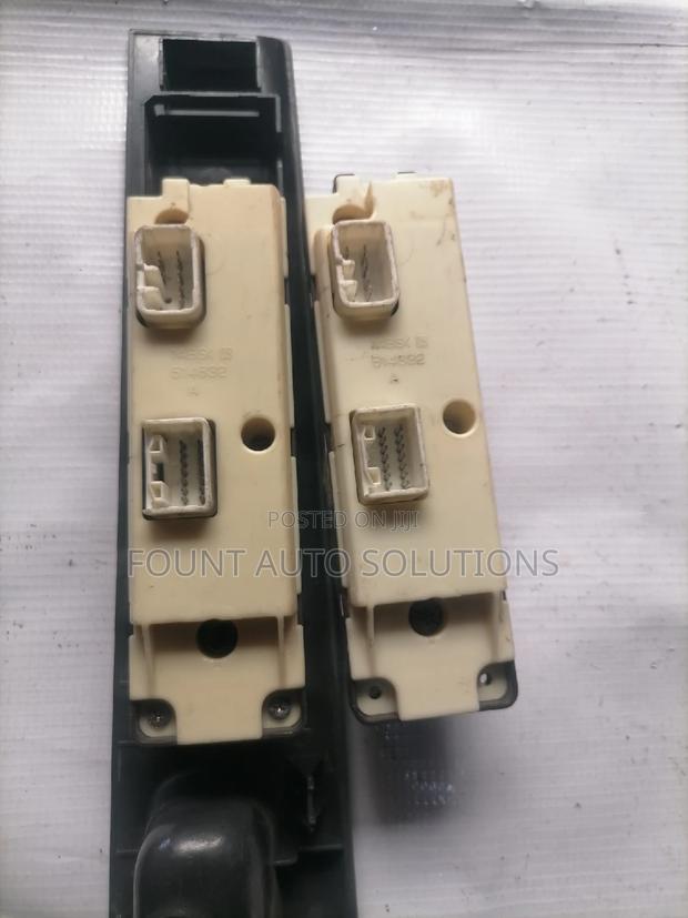 Mainswitch Isuzu Dmax - thumbnail 2