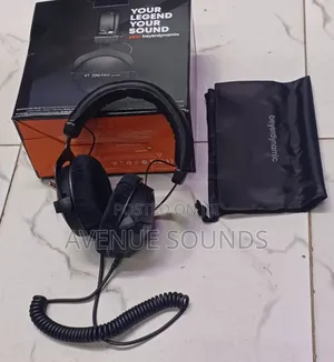 Beyerdynamic Dt 770 Pro 250 Ohm Studio Mixing Headphones