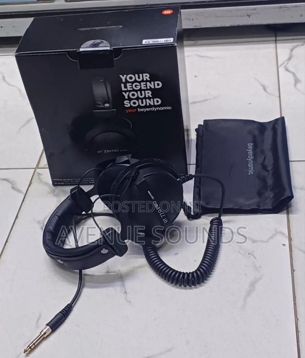Beyerdynamic Dt 770 Pro 250 Ohm Studio Mixing Headphones - thumbnail 3