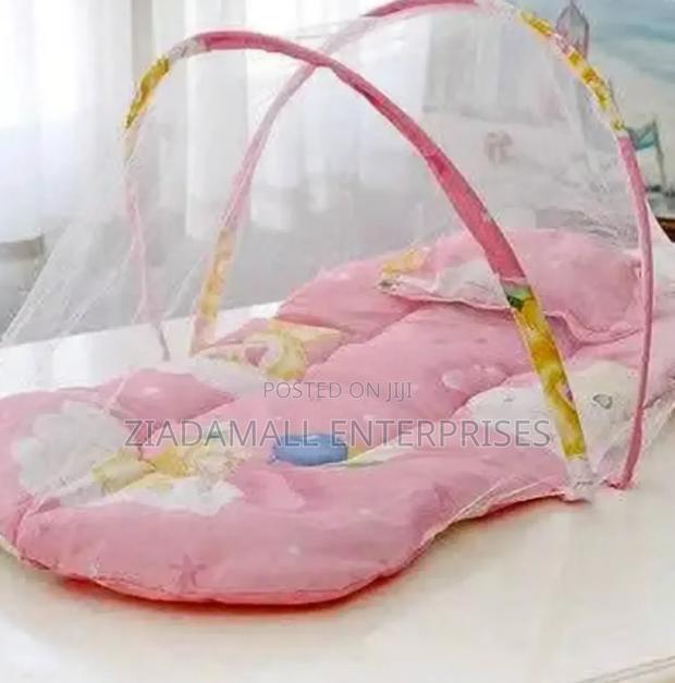 Secure Every Step – Indoors or Out Baby Safety Net - main view