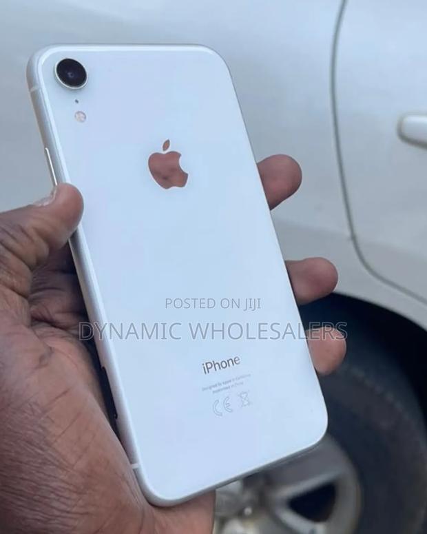 Apple iPhone XR 256 GB - main view