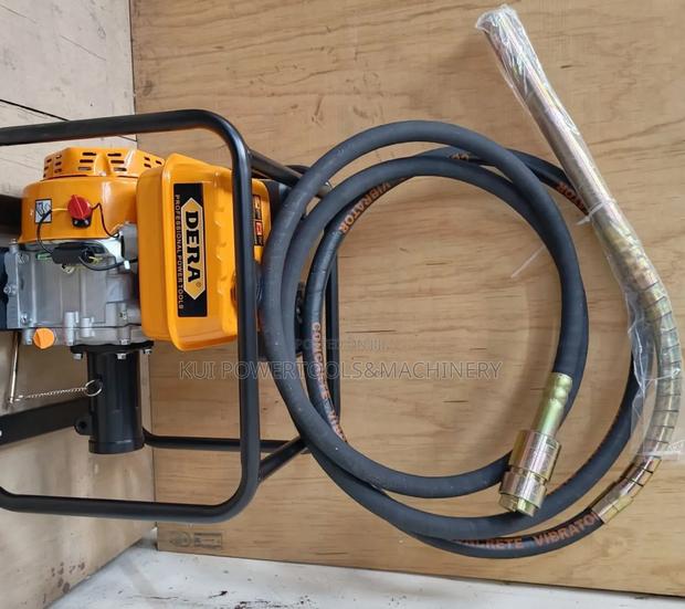 Dera Gasoline Vibrator/ Vibrator