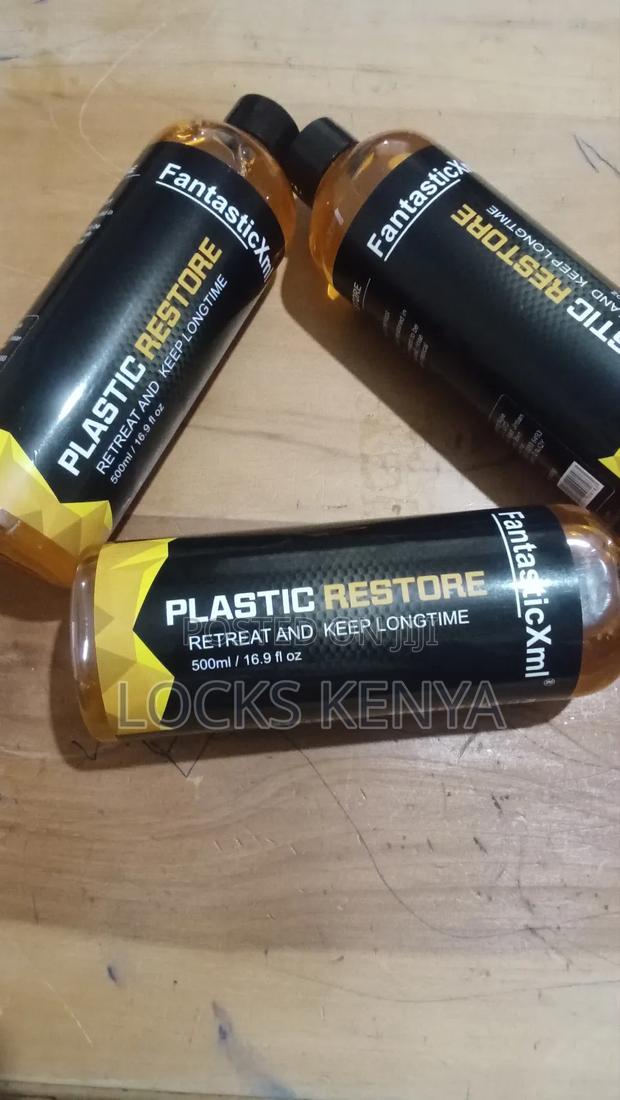 Car Doors Curing Plastic Restorer