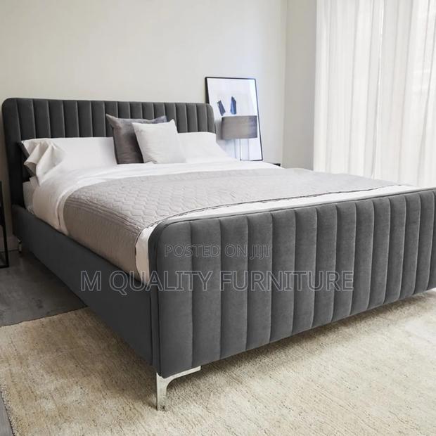 Black Straight Lined Beds