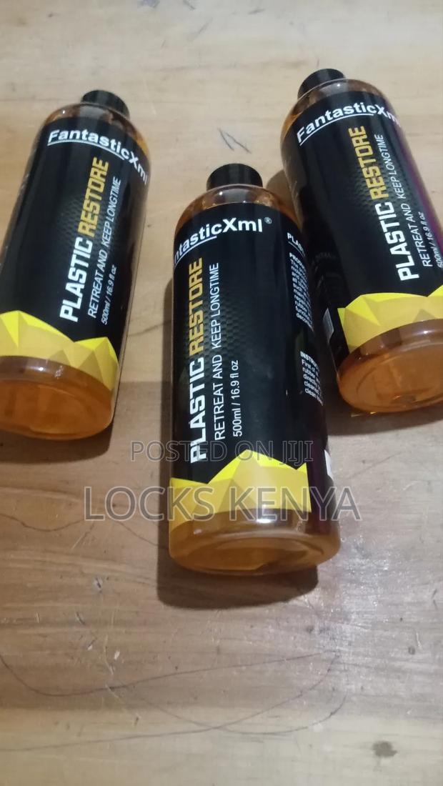 Colour Maintenance Car Plastic Restorer