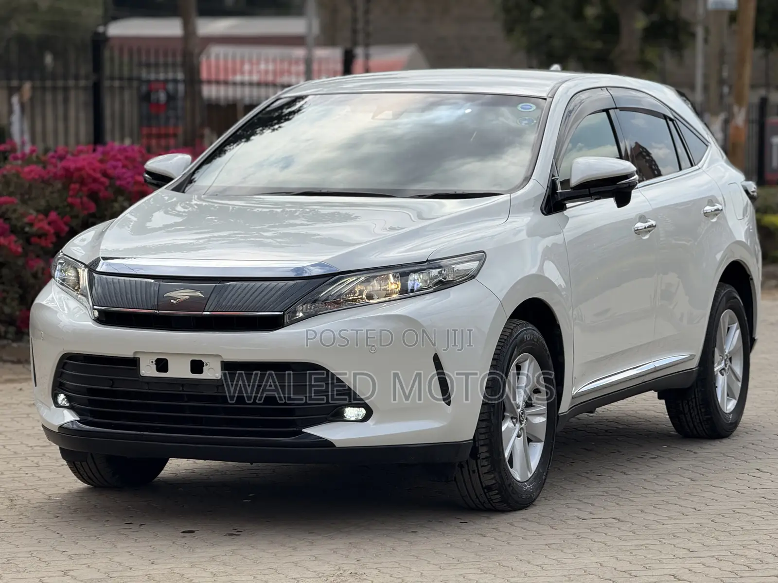 Toyota Harrier 2.0 2019 Pearl