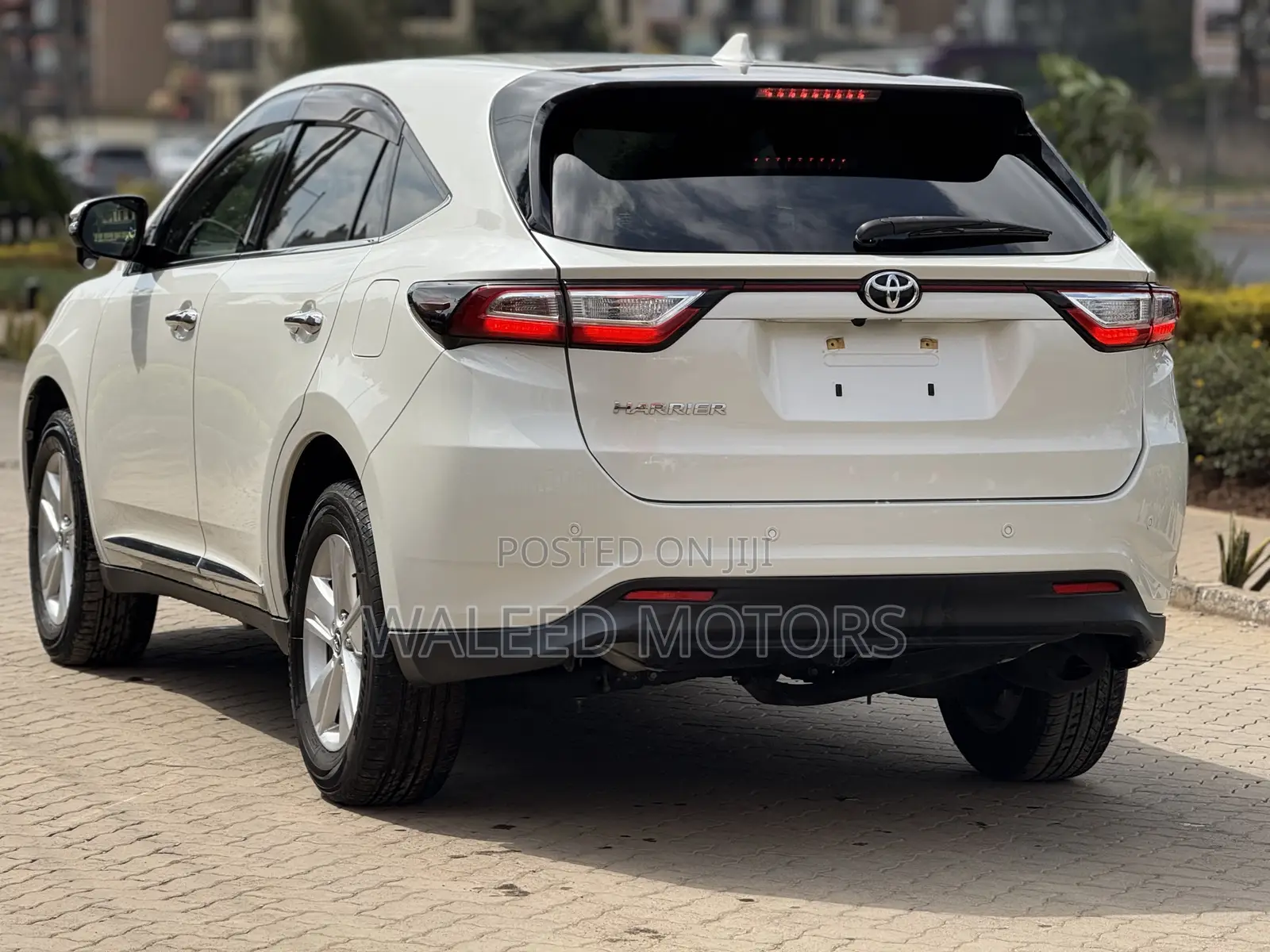 Toyota Harrier 2.0 2019 Pearl