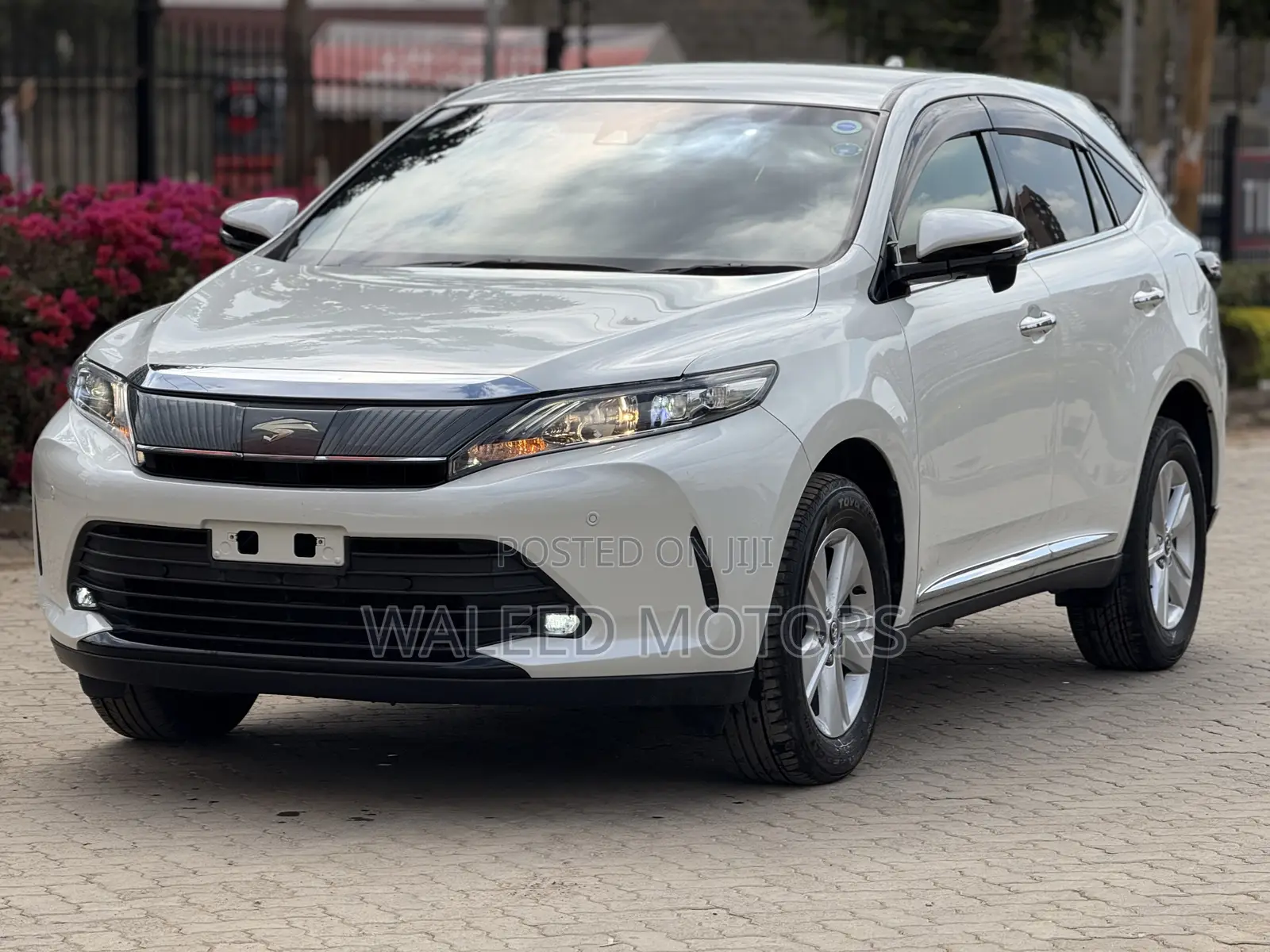 Toyota Harrier 2.0 2019 Pearl