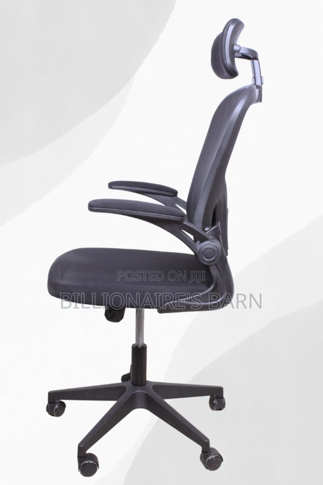 Office Chair:Black High-Back Executive Mesh Office Chair