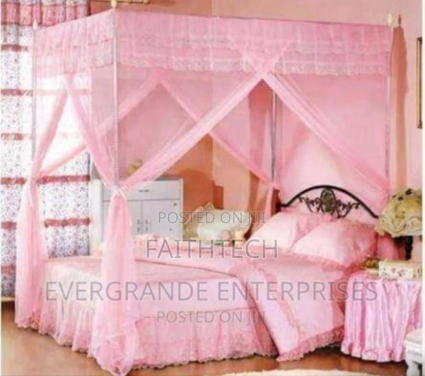 4 Stand Mosquito Net - main view