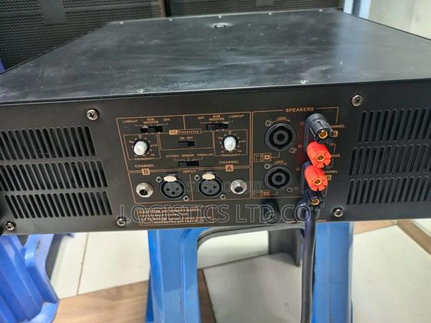 Peavey Cs6000(6000watts)Class H Professional Power Amplifier - thumbnail 2