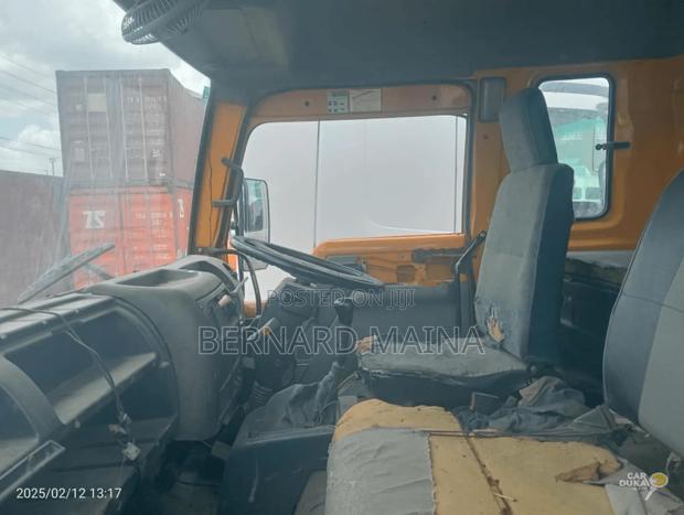 Eicher Terra 25 Tipper - thumbnail 4