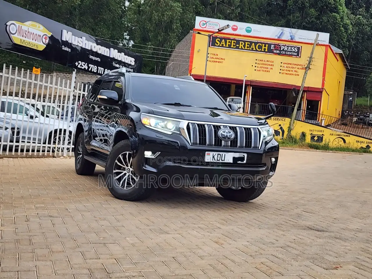 Toyota Land Cruiser Prado 2.8 2017 Black