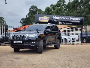 Toyota Land Cruiser Prado 2.8 2017 Black