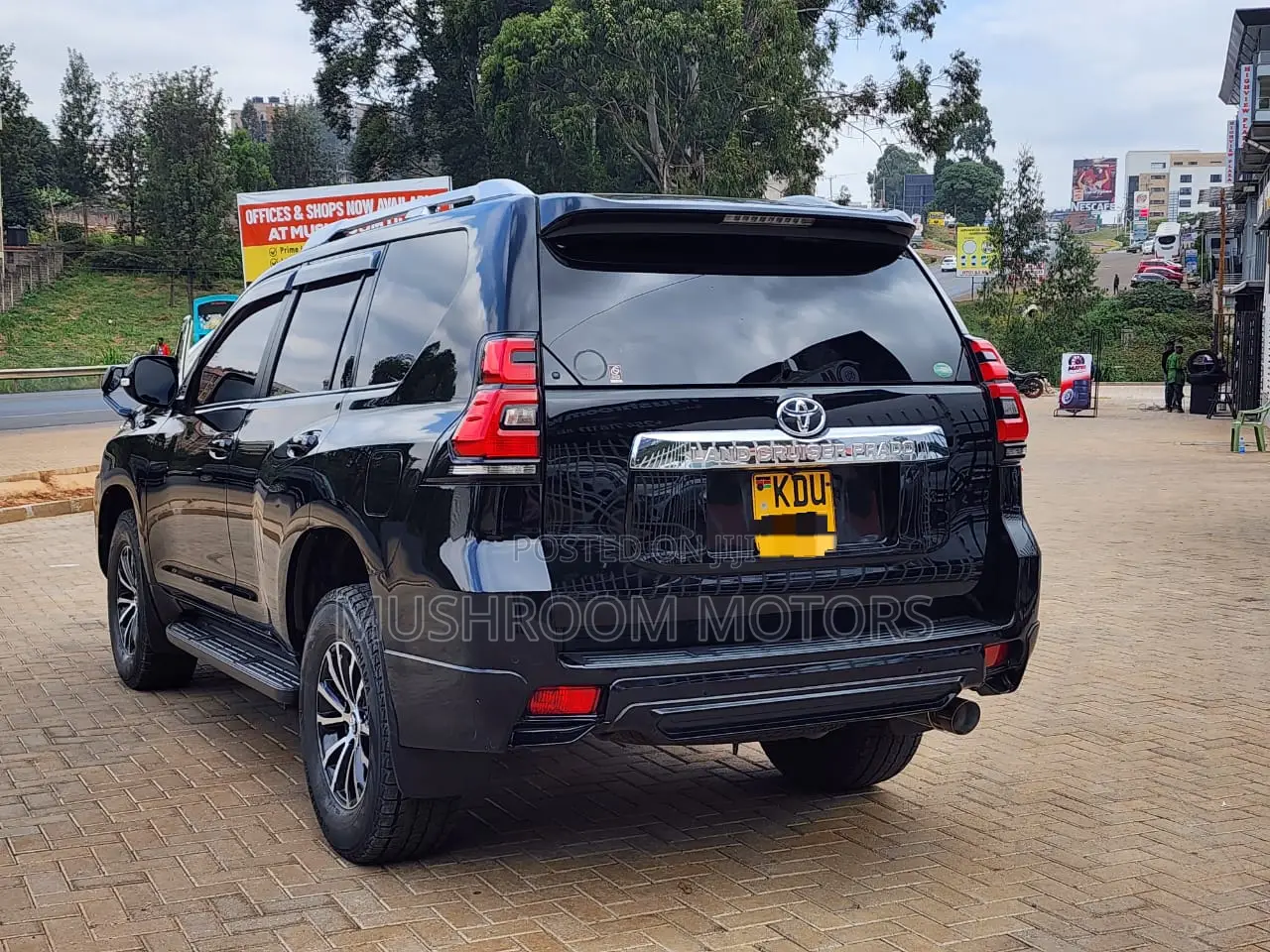 Toyota Land Cruiser Prado 2.8 2017 Black