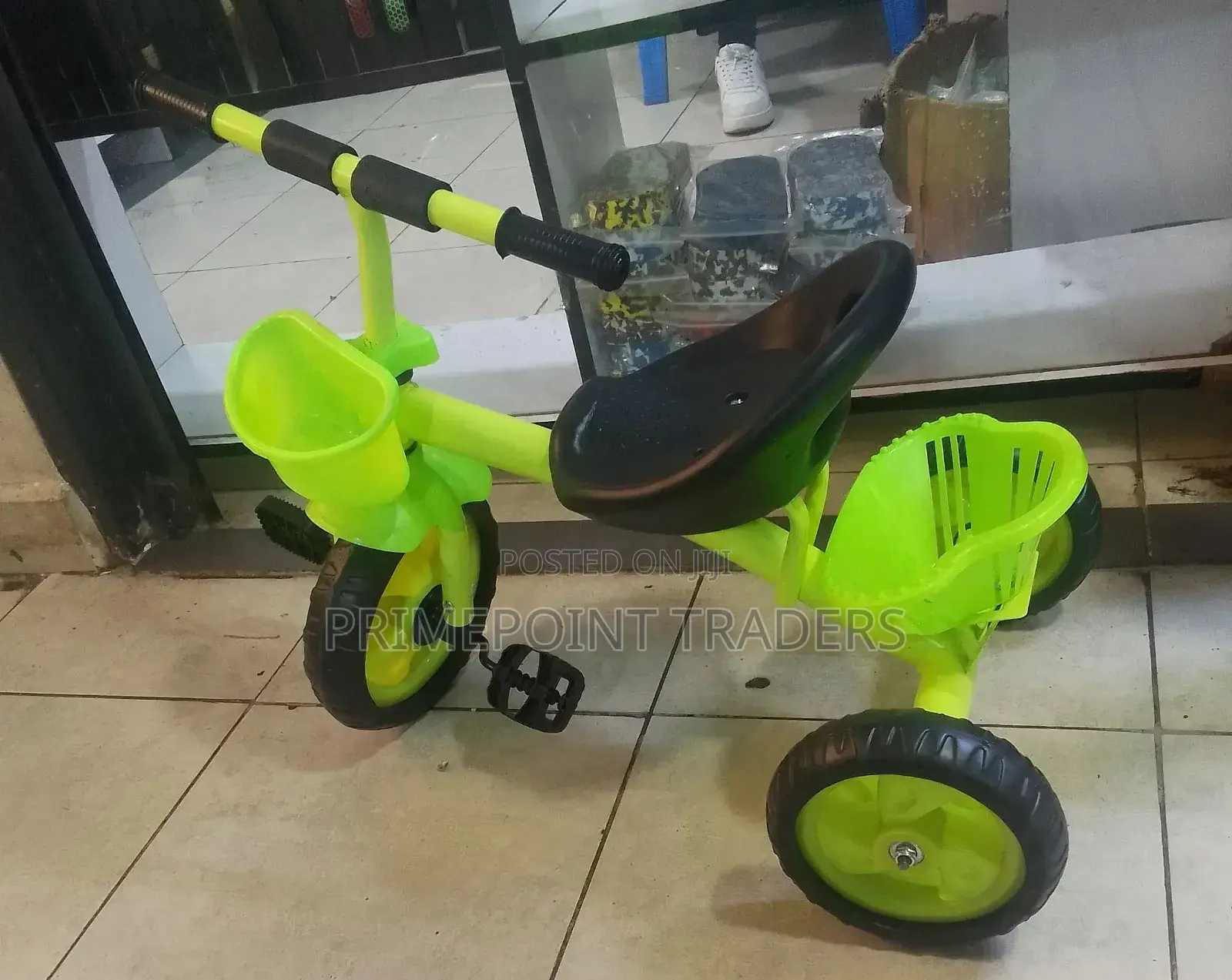 Tricycle With Bell and Rubber Wheels√°°