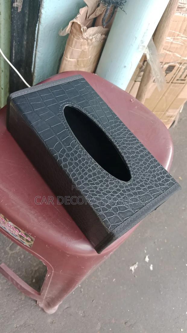 Leather Black Saviette