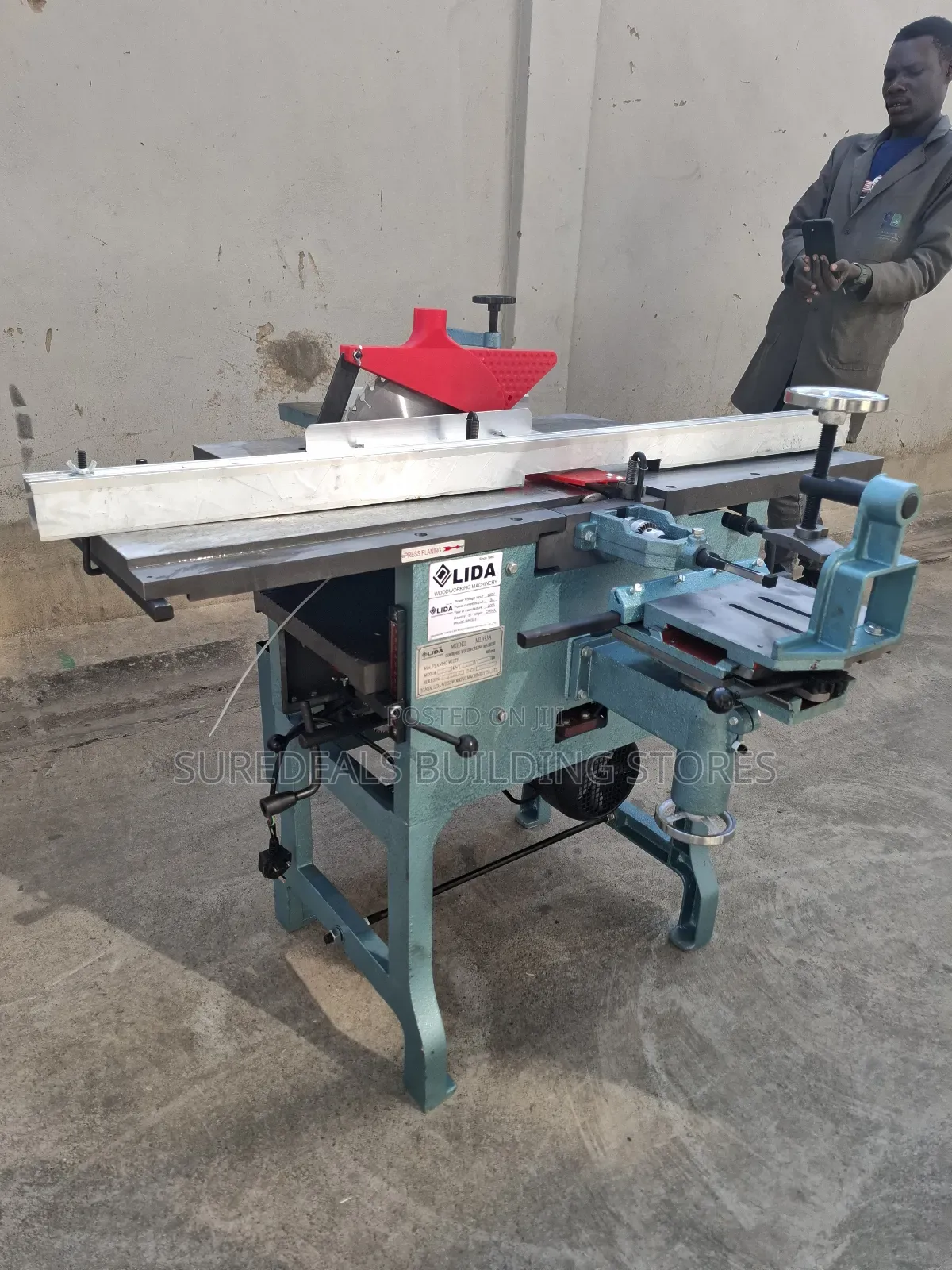 8-in-1 Multi-Use Woodworking Machine