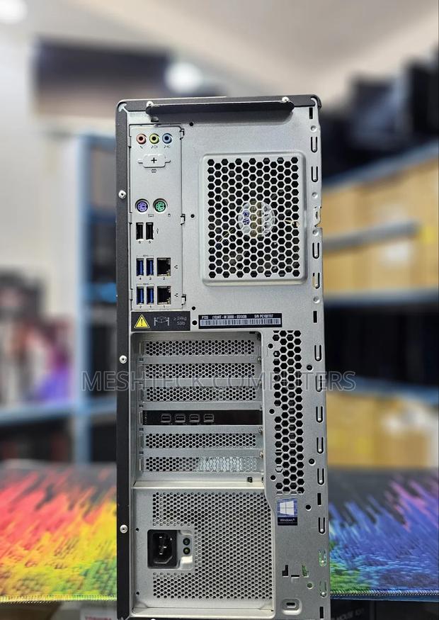 Desktop Computer Lenovo ThinkStation P720 32GB Intel Xeon SSD 1T - thumbnail 4