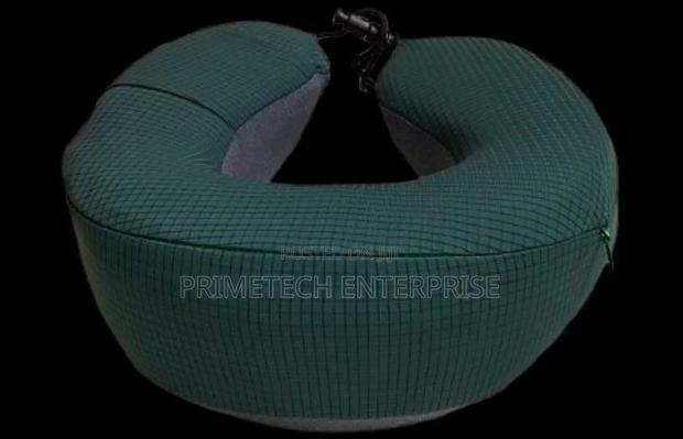Portable Travel Neck Pillow - main view