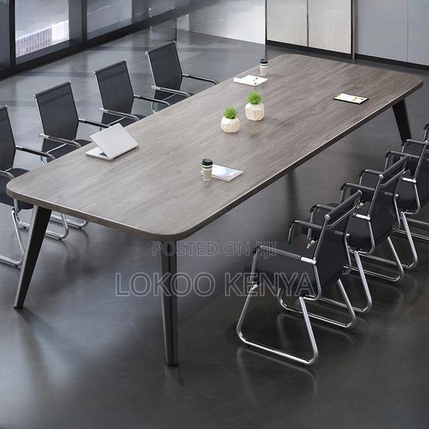 Office Desk: 6-Person Meeting Table – 1800mm