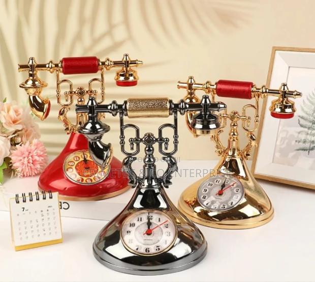 Retro Telephone Alarm Clock