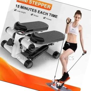 *_Mini Stepper With Resistance Bands*_ - thumbnail 2