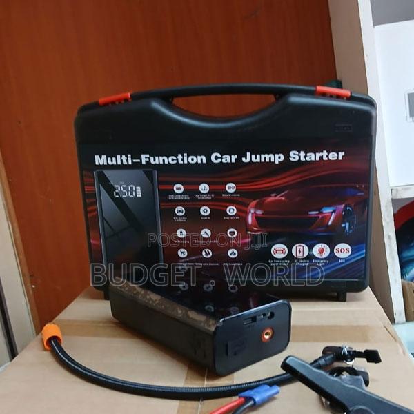 Pre-Set Pressure Smart 2-in-1 Battery Jump Starter - main view