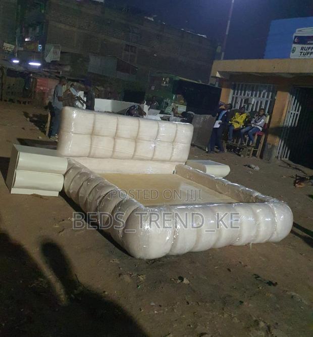 6 by 6 Ft Modern Bubble Bed With Side Drawers - main view