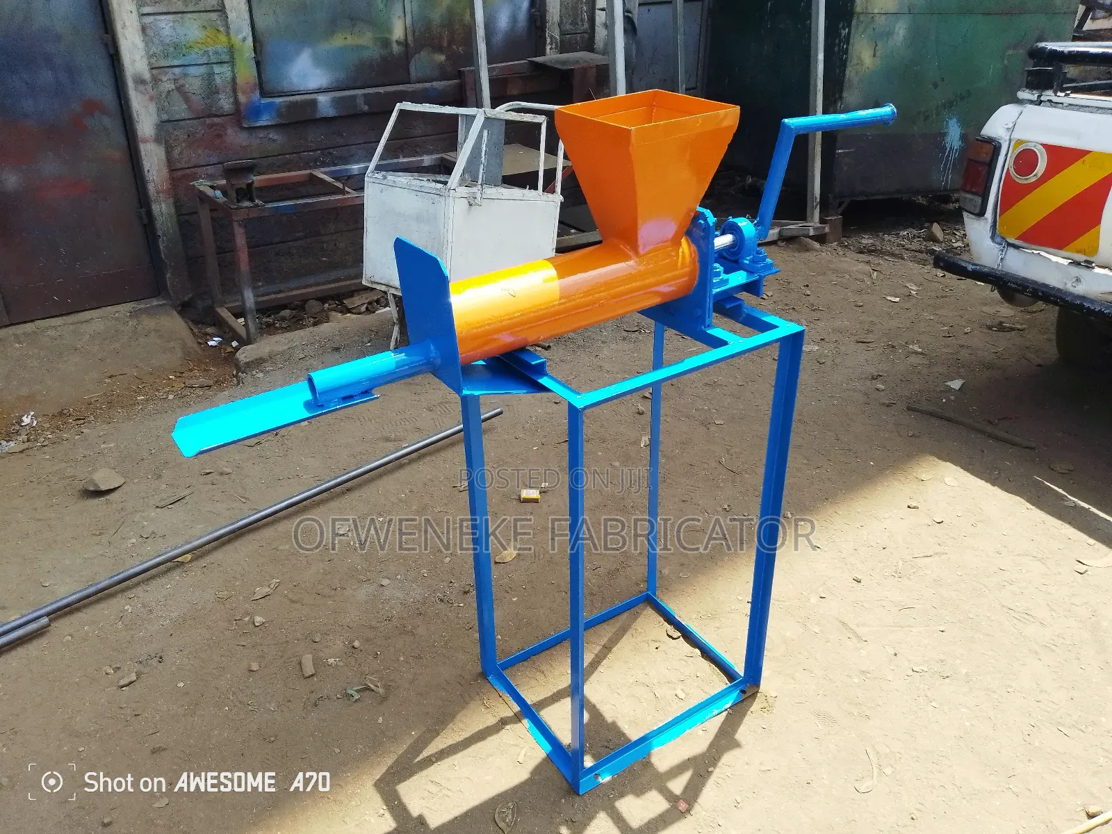 Manual Charcoal Briquettes Machine