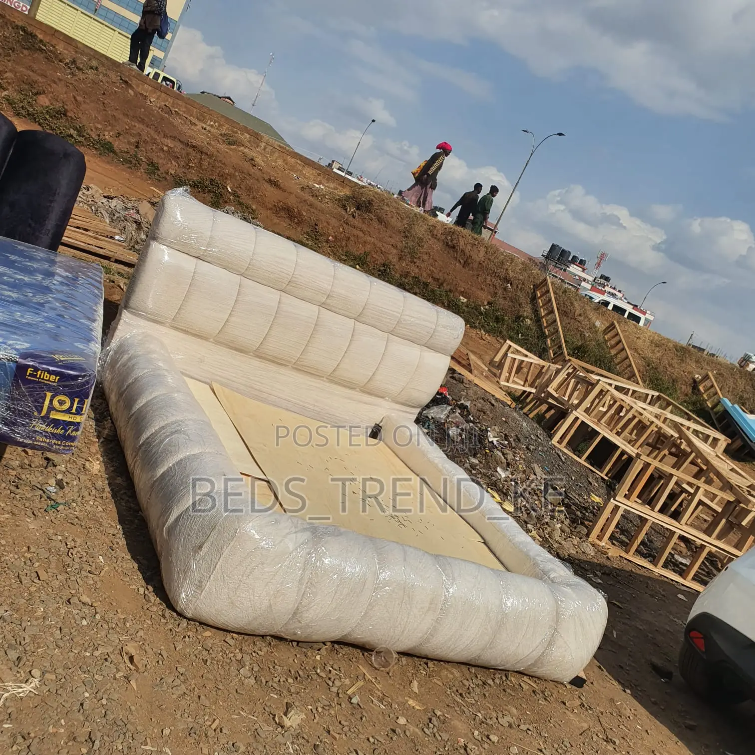 Sturdy 6 by 6 Bubble Bed