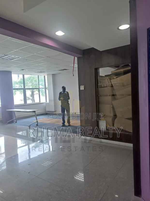 Office Space to Let - thumbnail 3