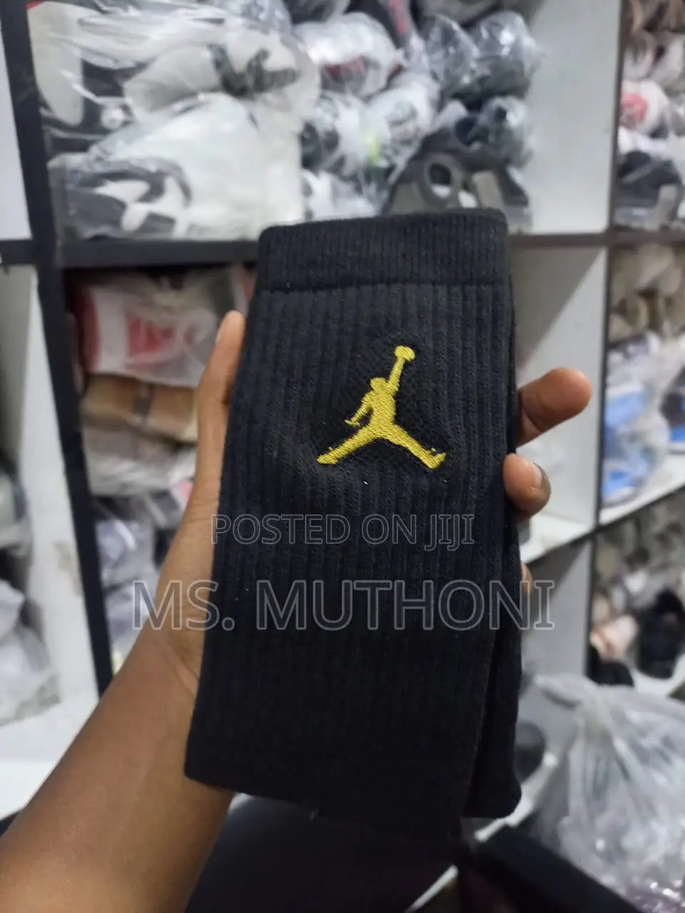 2 Pairs Jordan Socks Available in Three Colors