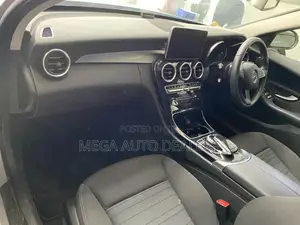 Mercedes-Benz C180 2018 Gray