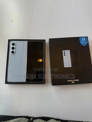 Samsung Galaxy Z Fold 5 512 GB Blue - thumbnail 2