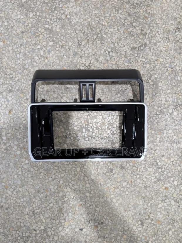 Toyota Prado Radio Console